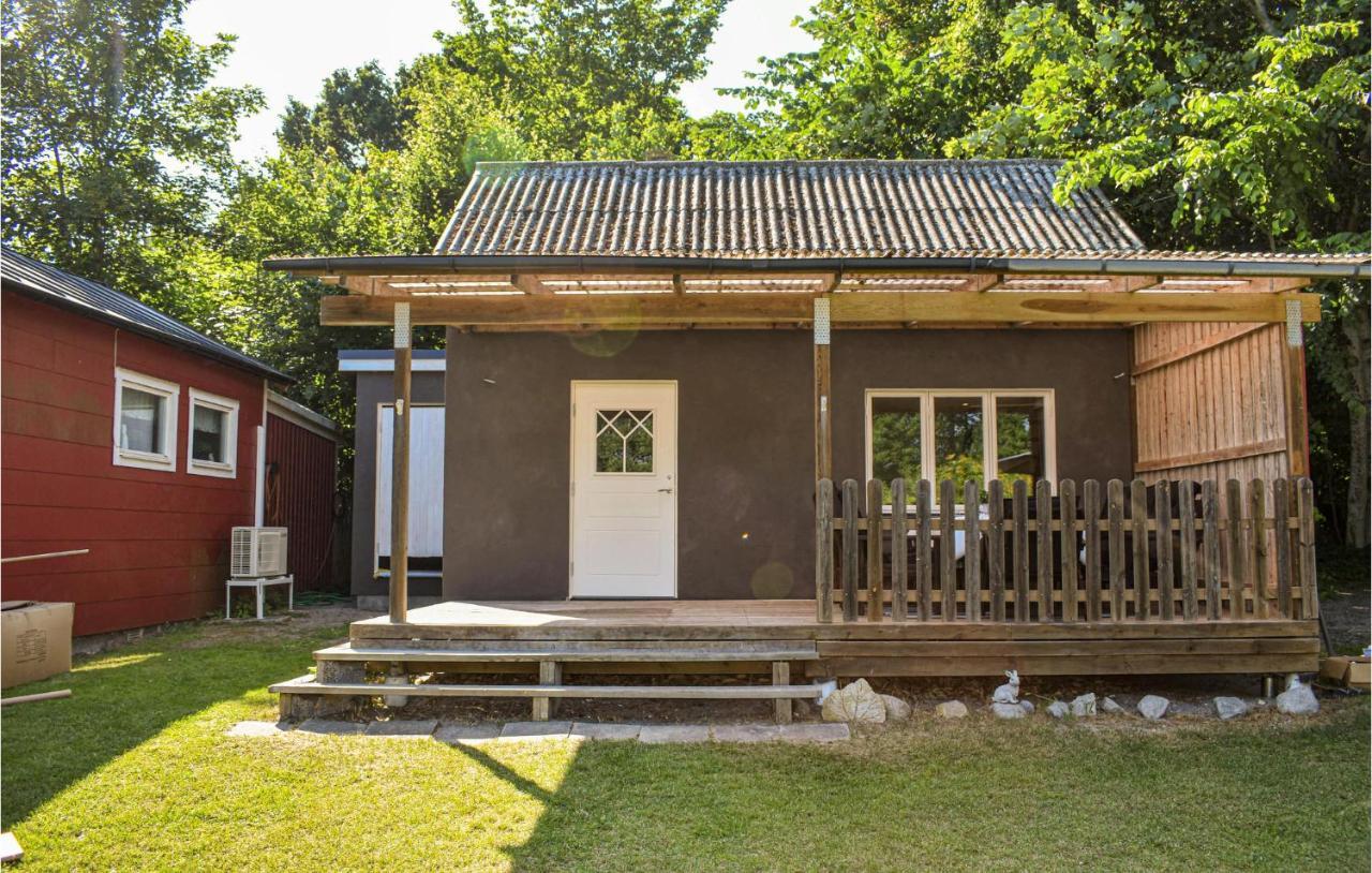 2 Bedroom Amazing Home In Fjaelkinge Exterior photo